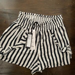 Cute shorts NWT